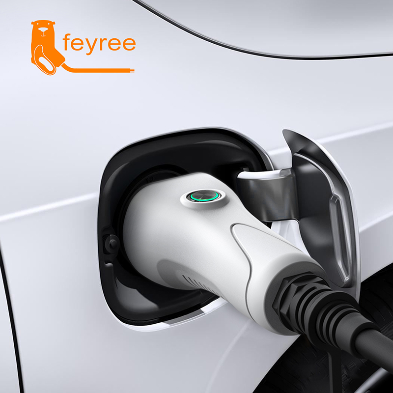 Outdoor Powerwall - feyree V2L Cable Electric Car Side