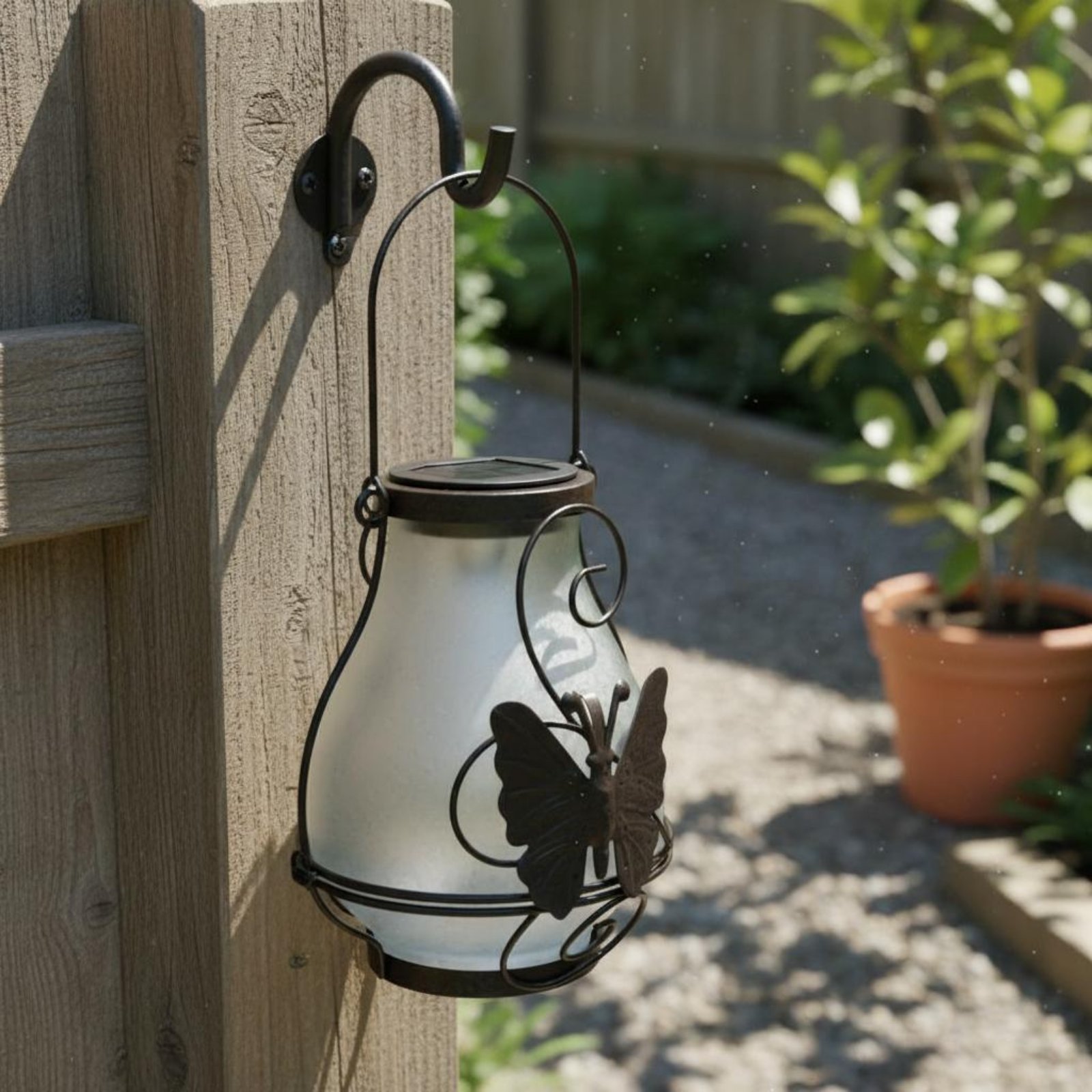 Solar Butterfly Lantern Waterp - مراجعة Outdoor Powerwall وسعره